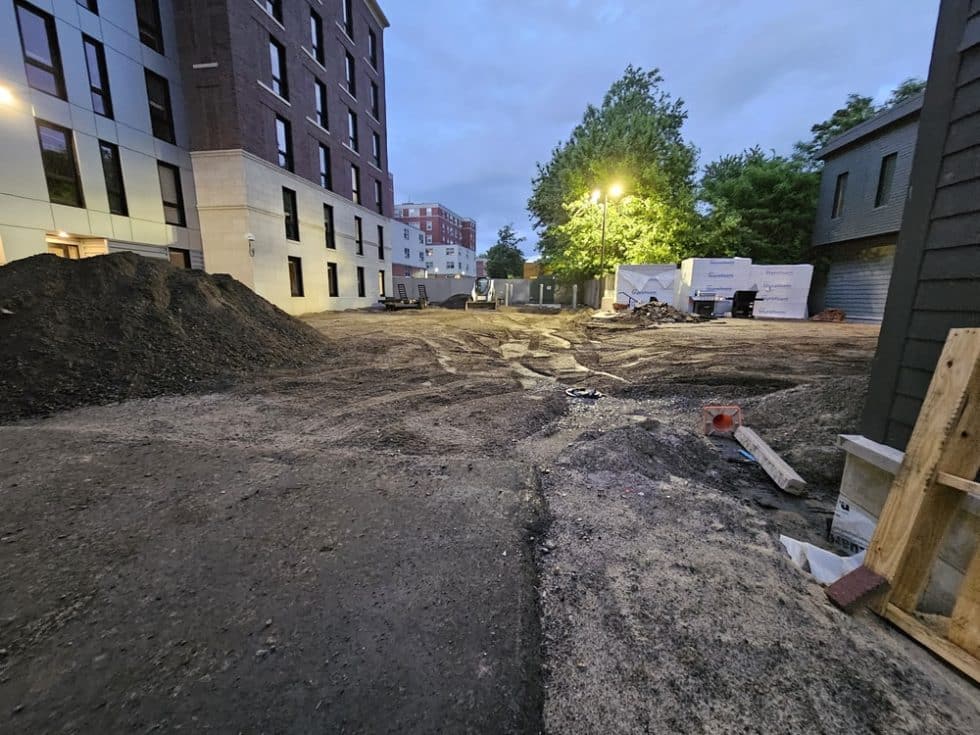 04a 105 Washington heated parking Ostiguy Landscape